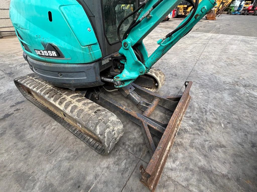 Kobelco SK35SR-5