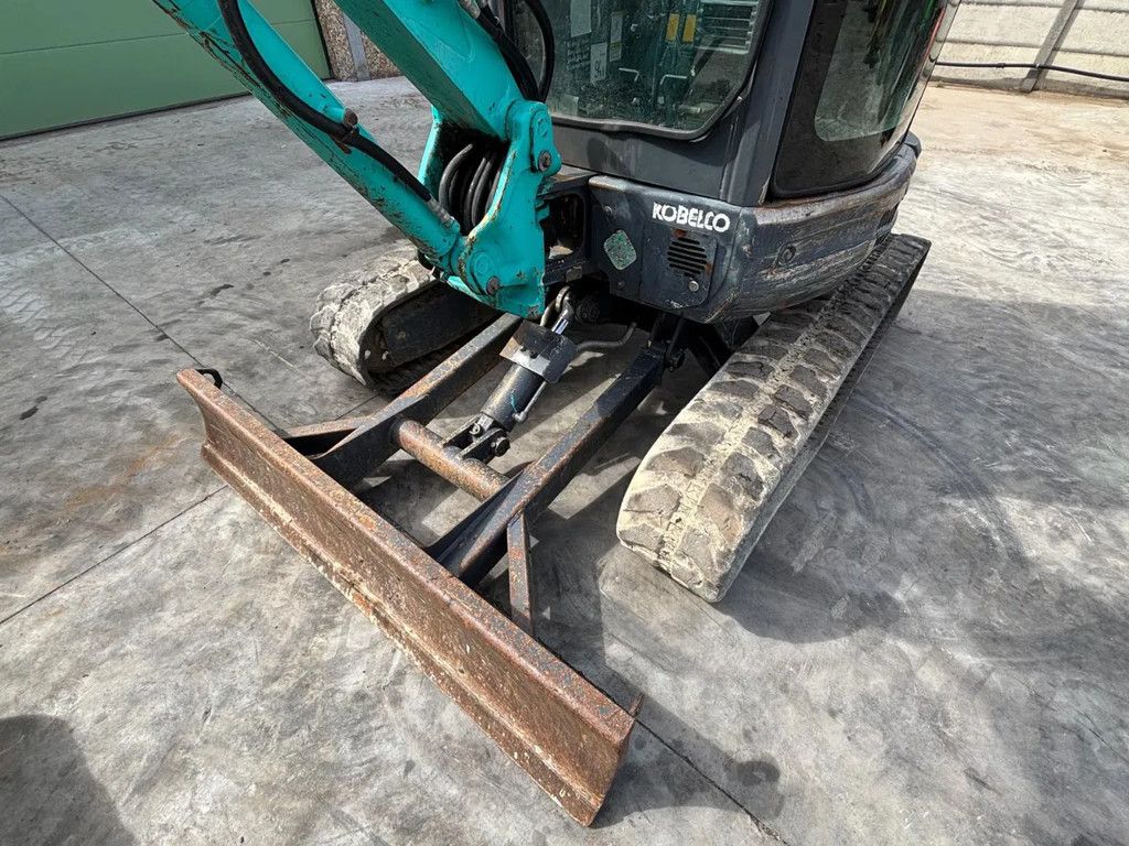 Kobelco SK35SR-5