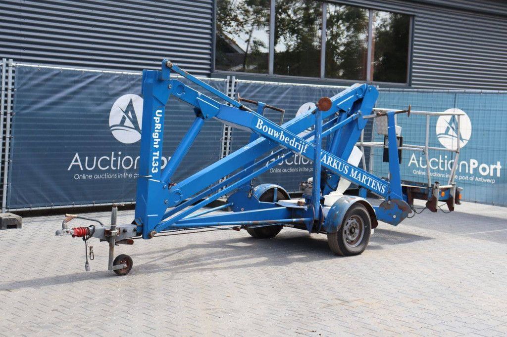 Trailer-mounted aerial platform Upright TL33 Electric 12.3m 1996