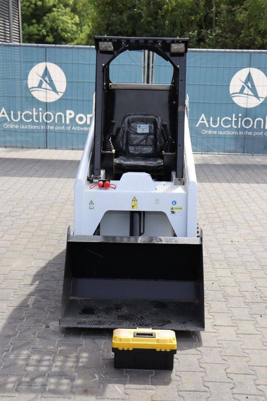 Kompaktlader Newrick JC25 Diesel 17,8 kW 2025 Neu
