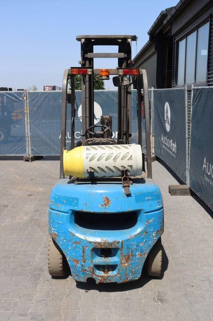 Gabelstapler Nissan CPQD25N Treibgas 2500kg 3,0m 2008
