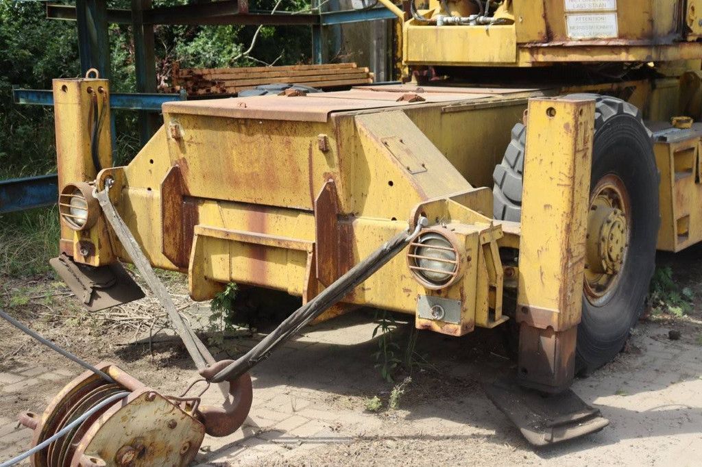 Austin-Western 601 AFRW Diesel Crane 20000kg 0.02m