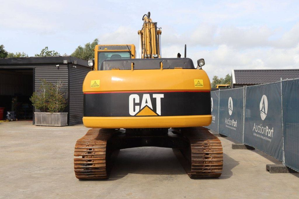 Crawler excavator Caterpillar 318C Diesel 93kW 2005