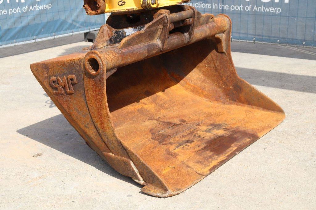 Crawler excavator Caterpillar 318C Diesel 93kW 2005