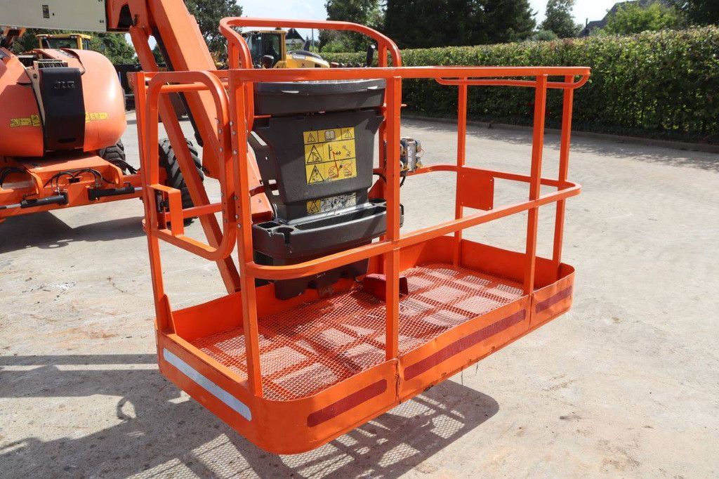 Articulating boom lift JLG 600AJ Diesel 20.46m 2008