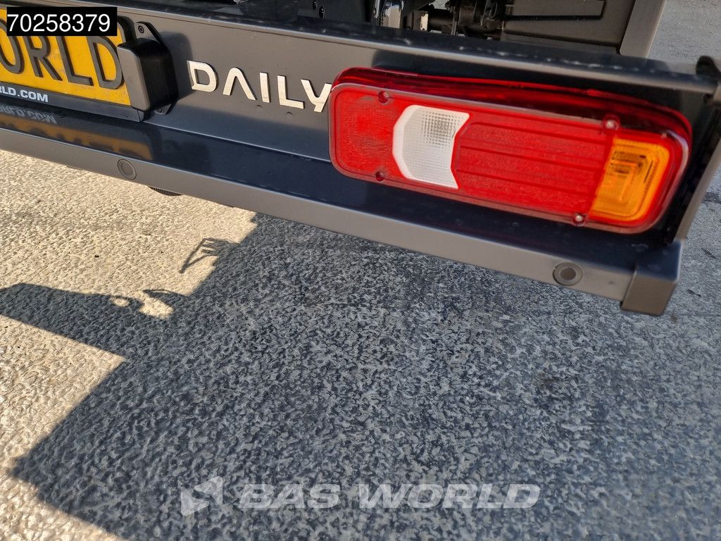 Iveco Daily 35C21 3.0L Black Edition Automaat 210PK 2025-Model Open laadbak Dubbellucht CarPlay ACC LED 3,5T Trekvermogen Euro6 Pritsche Pickup Klima