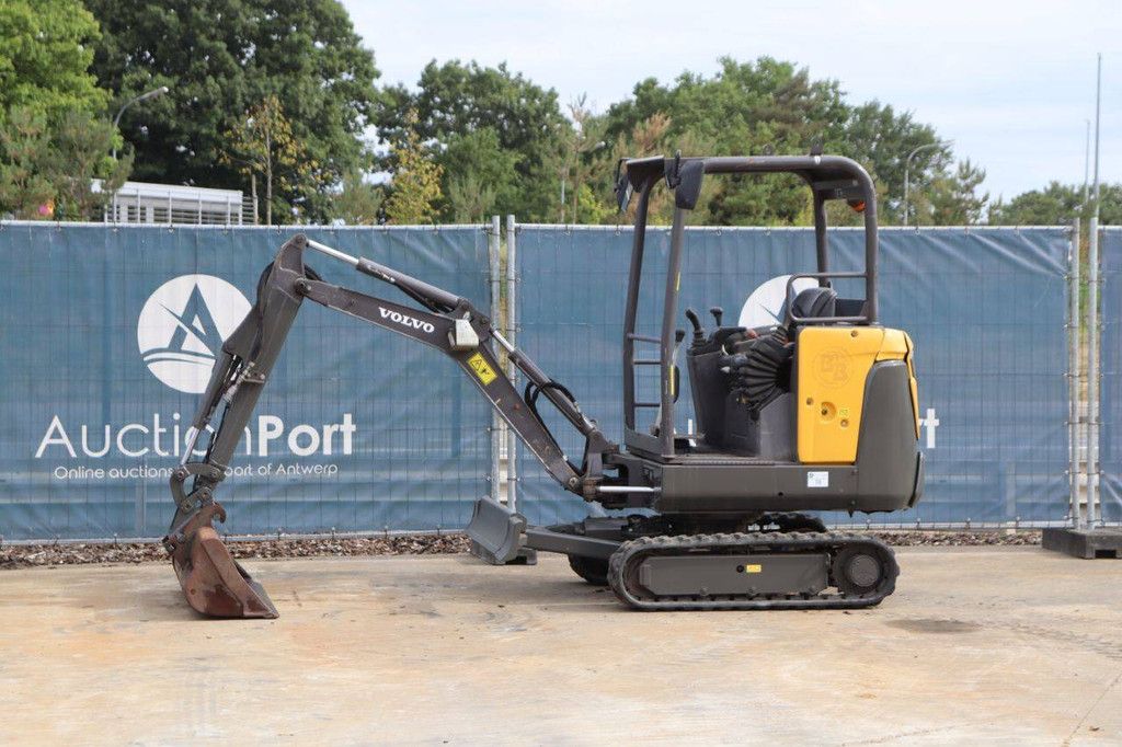 Mini excavator Volvo EC18D Diesel 12kW 2017