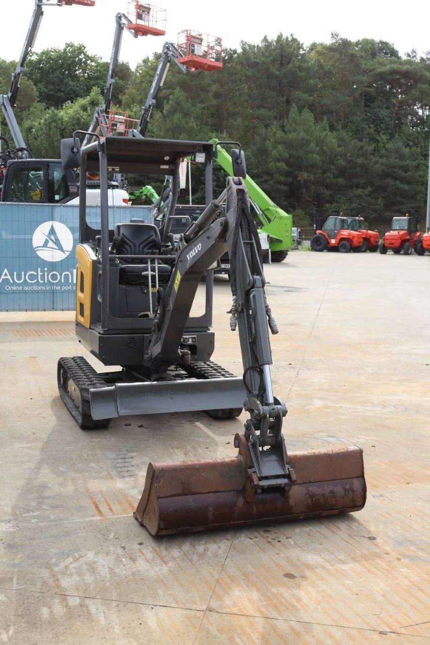 Mini excavator Volvo EC18D Diesel 12kW 2017