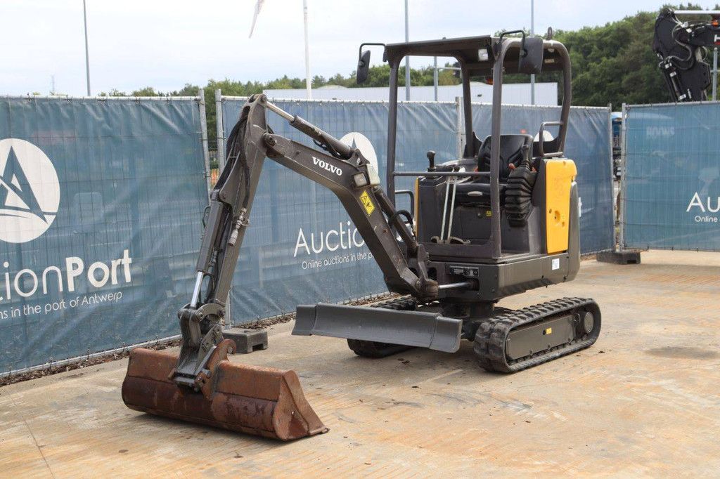 Mini excavator Volvo EC18D Diesel 12kW 2017