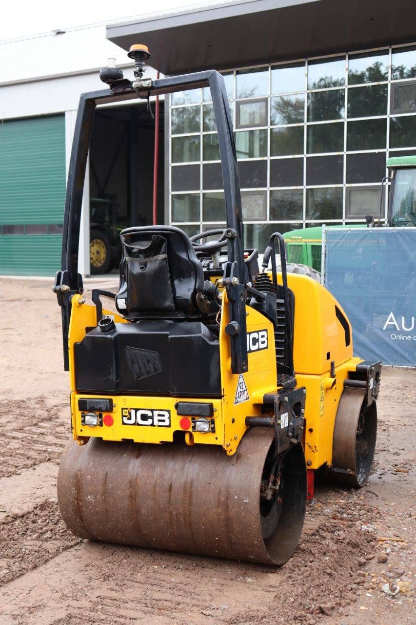 Tandem roller JCB VMT Diesel 2017
