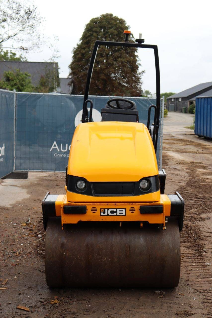 Tandem roller JCB VMT Diesel 2017