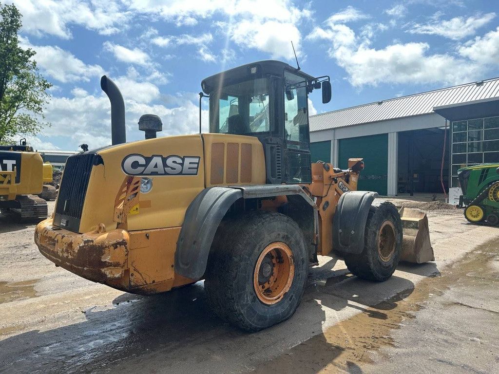 Wheel loader CASE 621F Diesel 2015