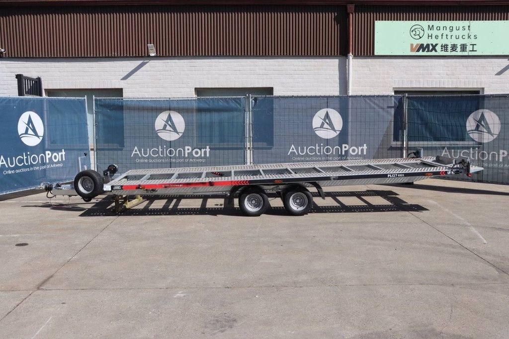 Tilting Car Transporter Lorries 2700RT New