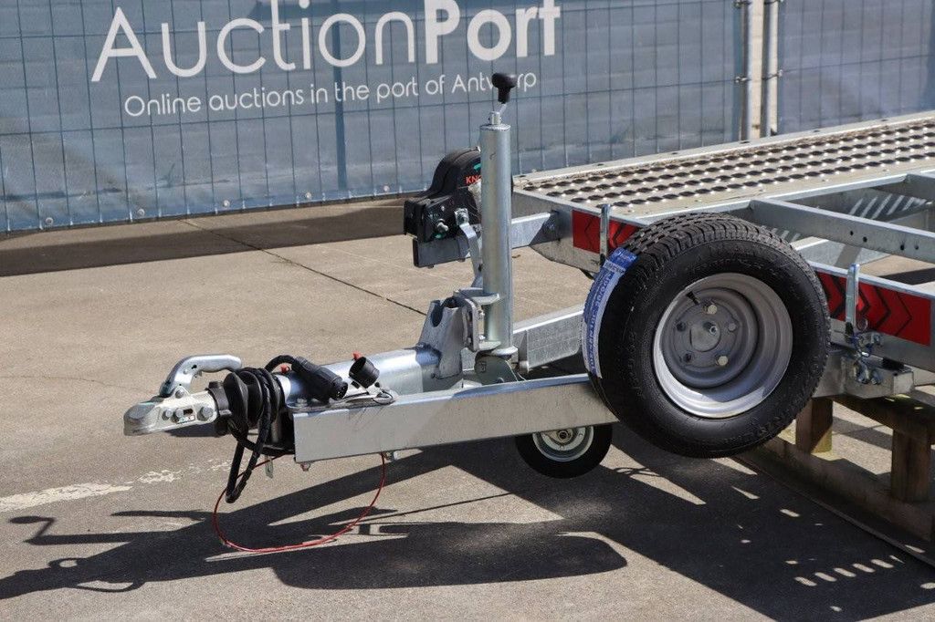 Tilting Car Transporter Lorries 2700RT New