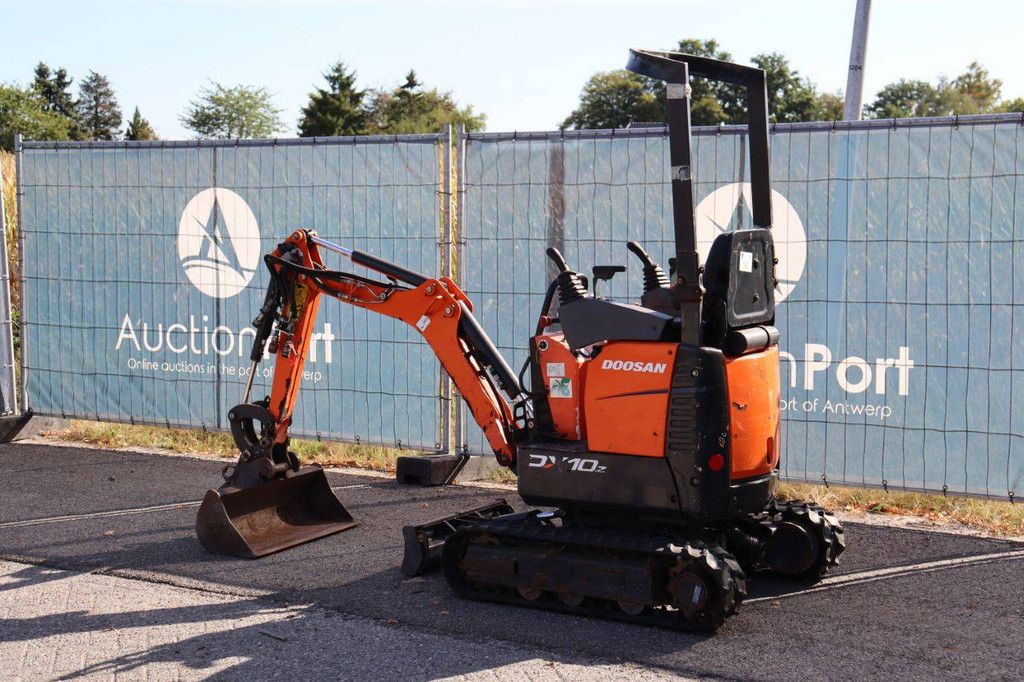 Mini excavator Doosan DX10Z Diesel 7.5kW 2021