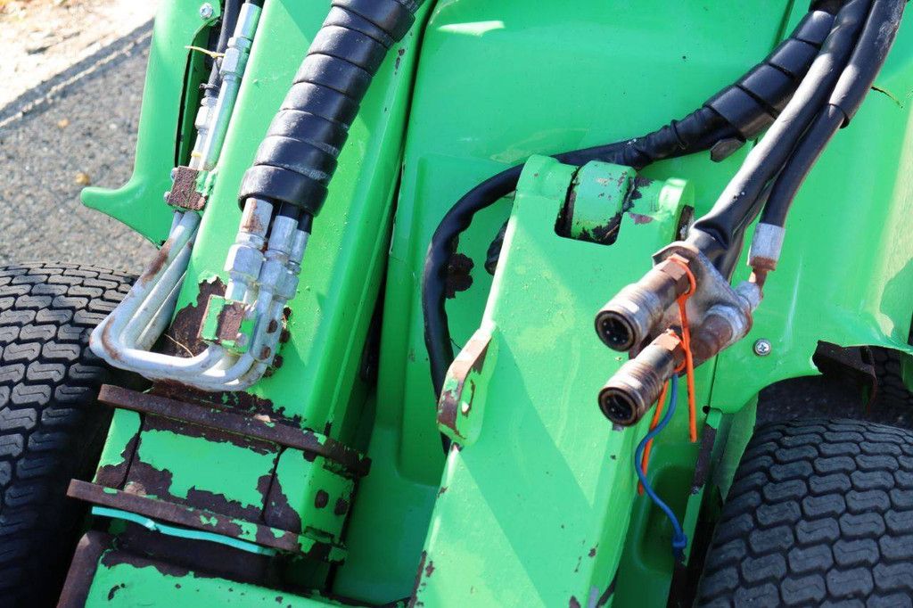 Kniklader Avant M420 Diesel 14kW 2010
