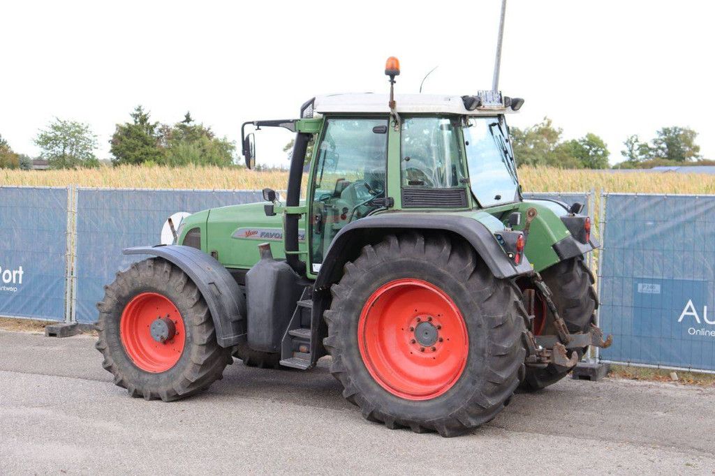Tractor Fendt Vario Favorit 716 Diesel 121kW