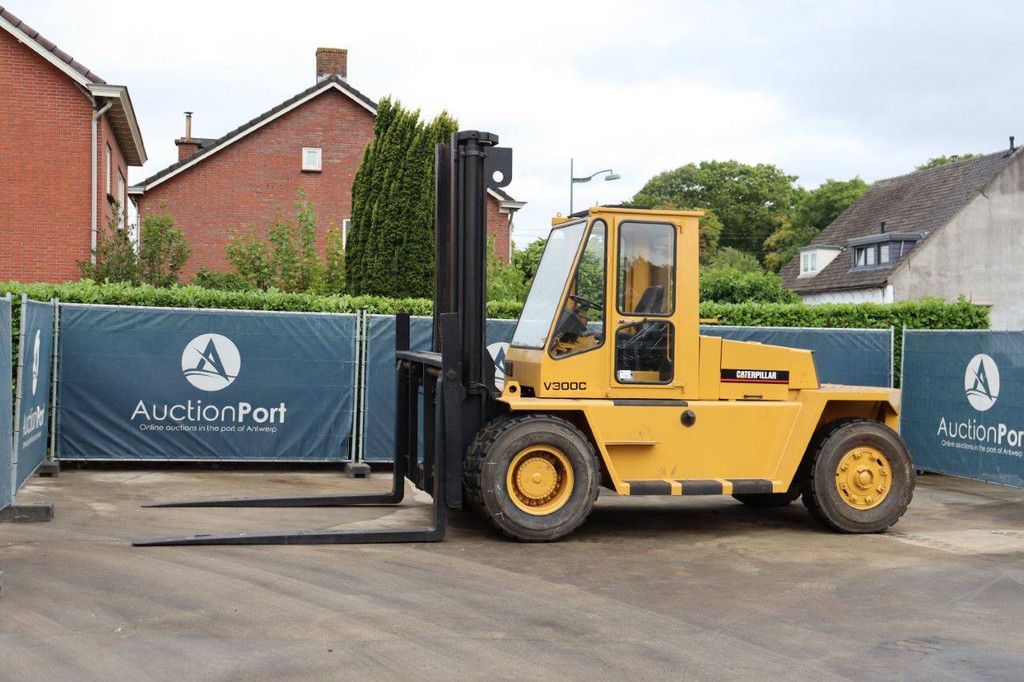 Gabelstapler Caterpillar V300C Diesel 14000kg 5,5m 1993