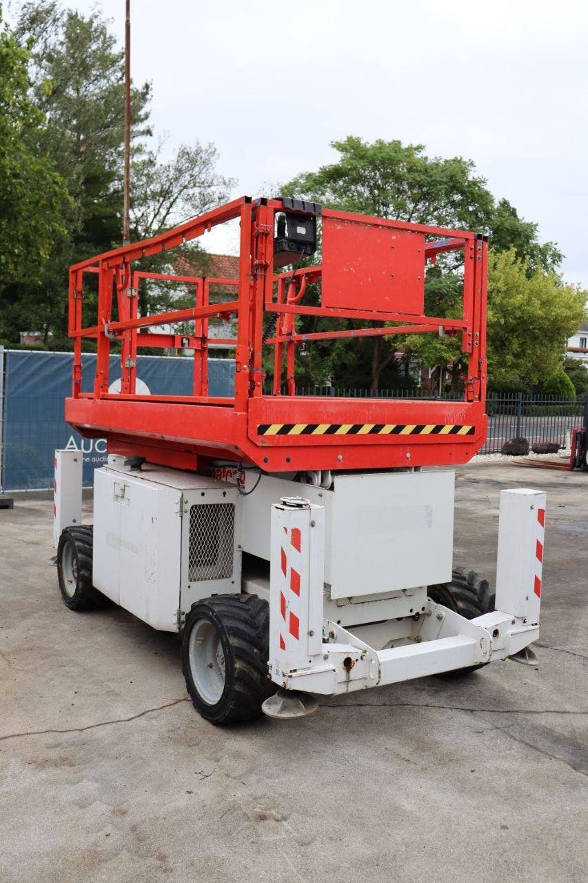 Scissor lift Genie GS-2669 Diesel 10m 2013