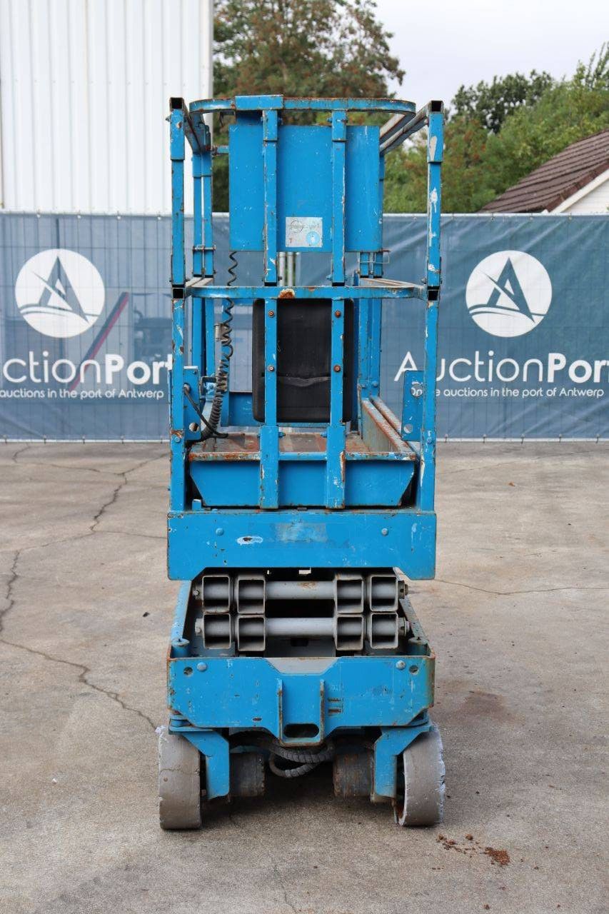 Scissor lift Genie GS-1532 Electric 6.6m 2007