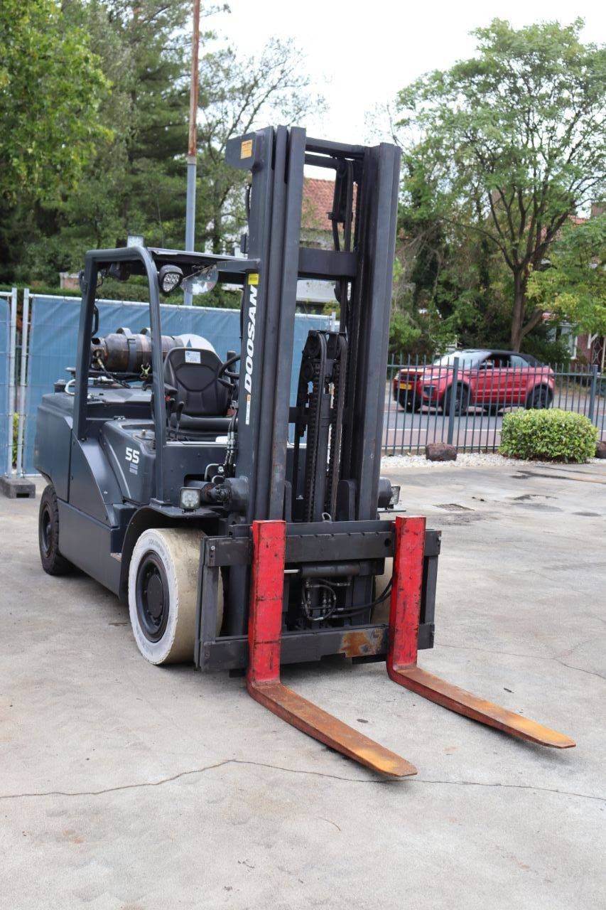 Doosan G55C-7 Treibgas-Gabelstapler 5500 kg 5,92 m 2019