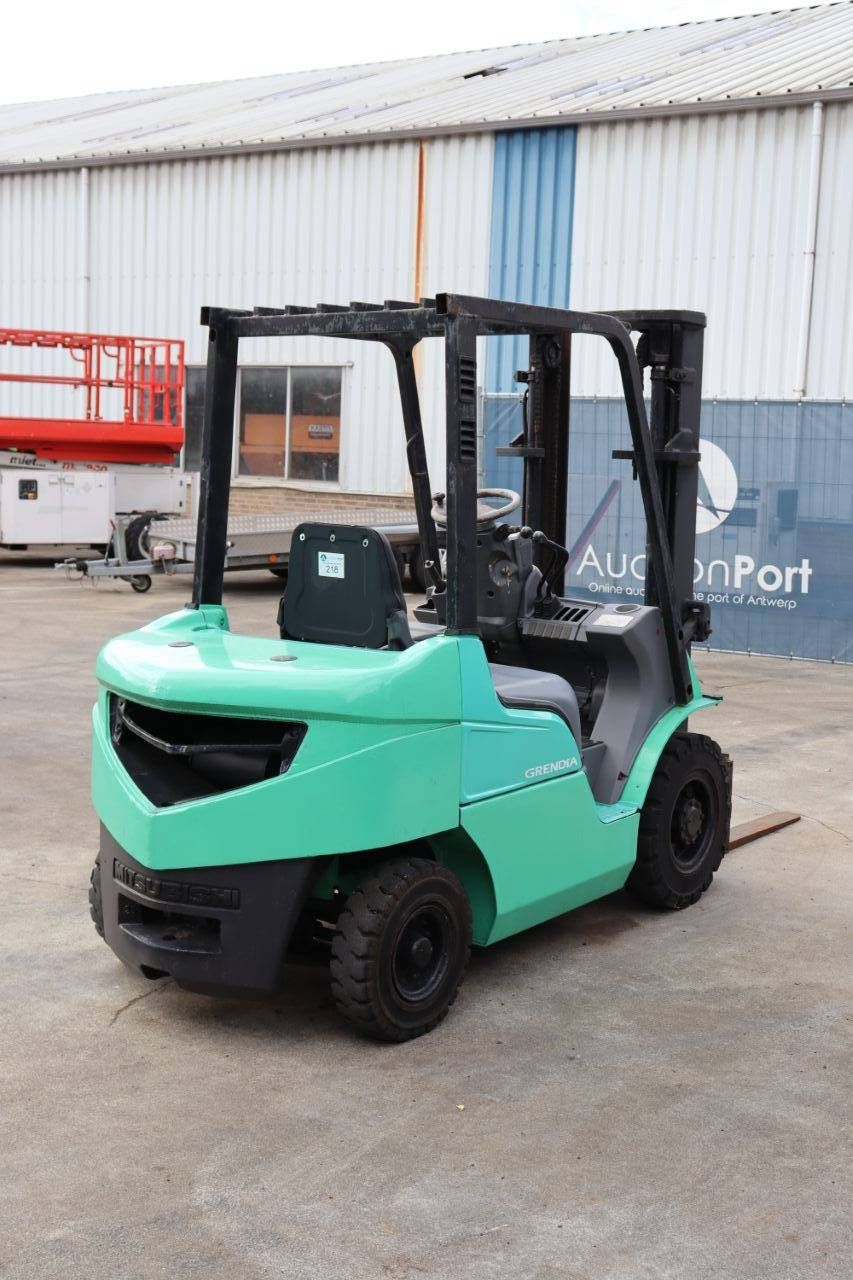 Forklift Mitsubishi FD25N Diesel 2500kg 4m 2006