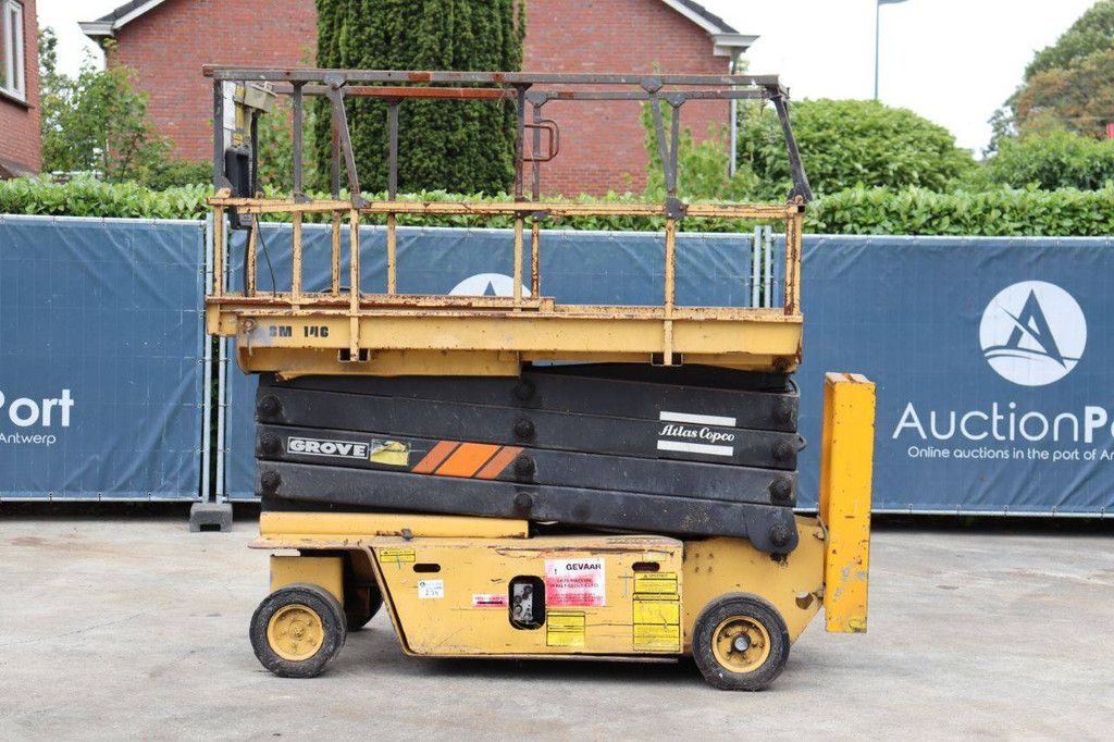 Grove SM3146E Elektrische Scherenhebebühne, 9,62 m