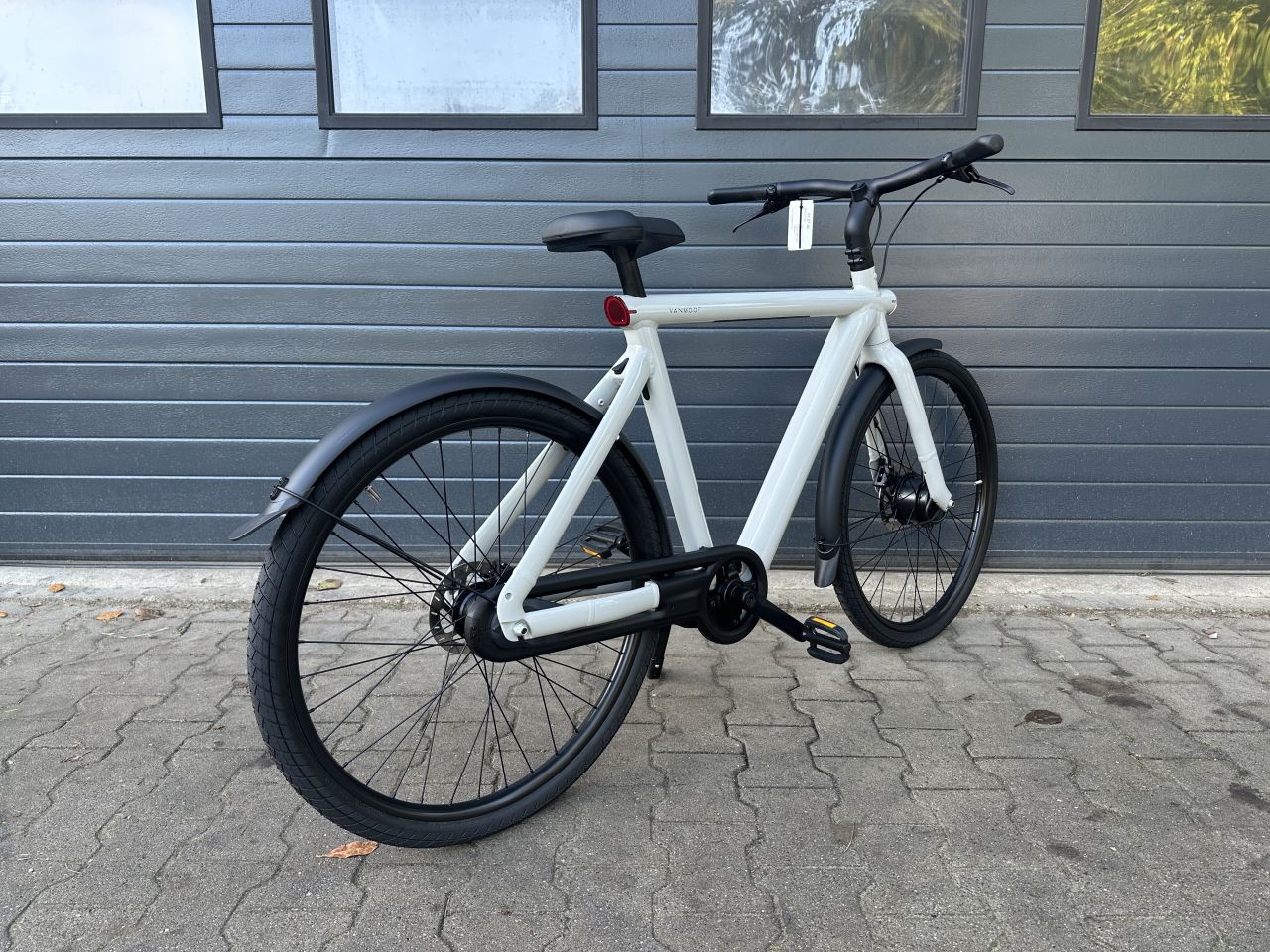Vanmoof S5 Grey, als nieuw! 4266km. Incl btw en fact.