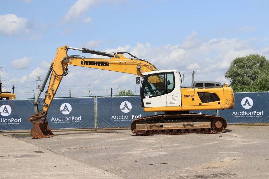 Crawler excavator Liebherr R922 LC Diesel 2016