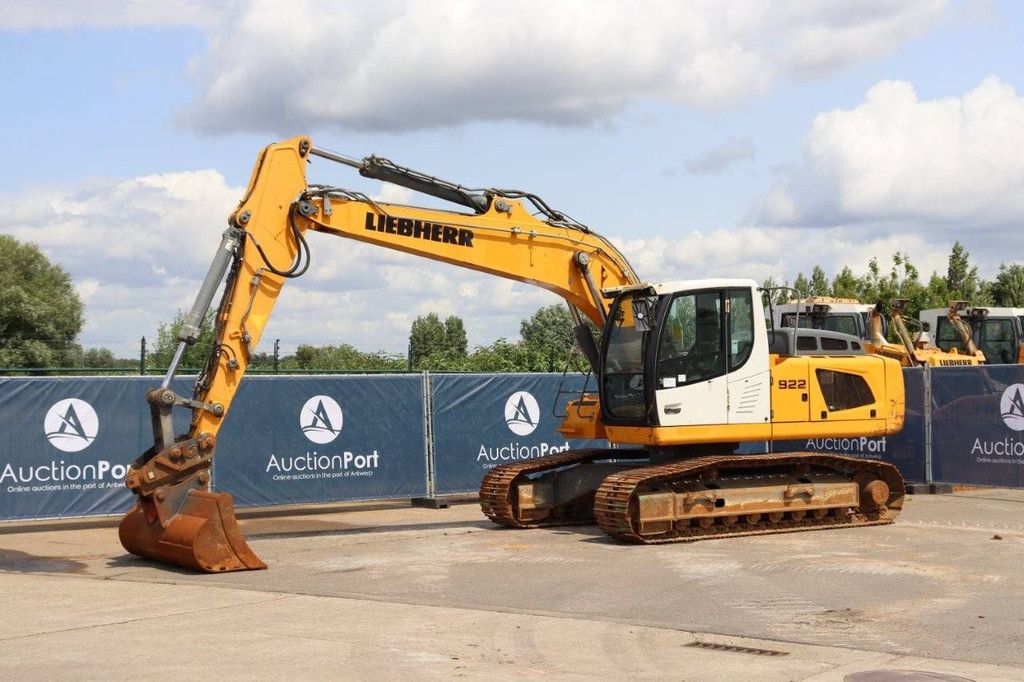 Crawler excavator Liebherr R922 LC Diesel 2016