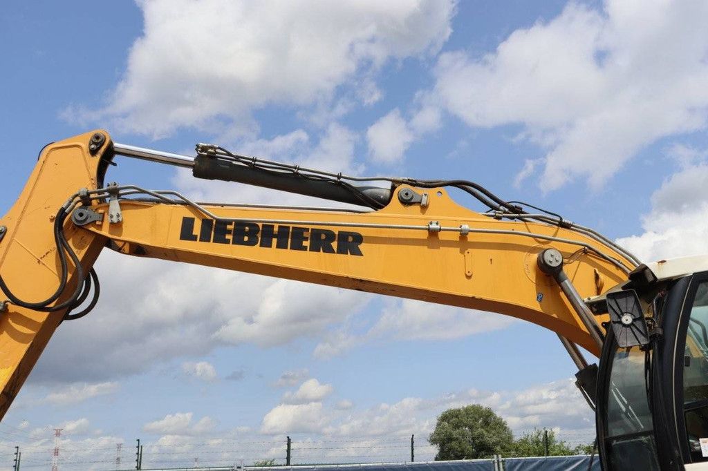 Crawler excavator Liebherr R922 LC Diesel 2016