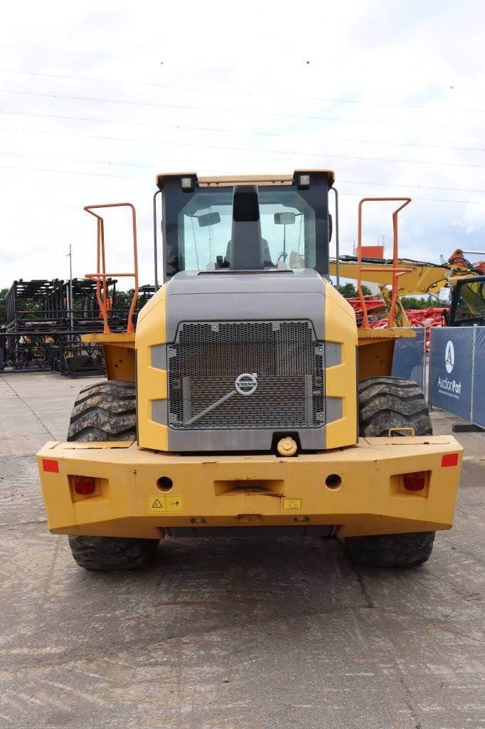 Wheel loader Volvo L105 Diesel 2014