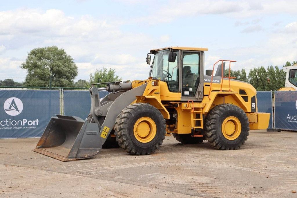 Wheel loader Volvo L105 Diesel 2014