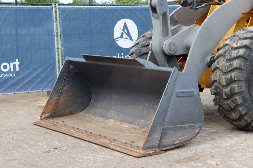 Wheel loader Volvo L105 Diesel 2014