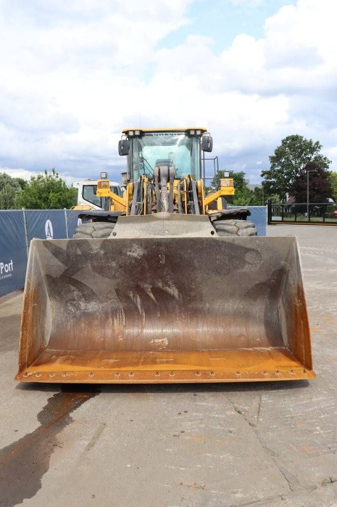 Wheel loader Volvo L180G Diesel 2013