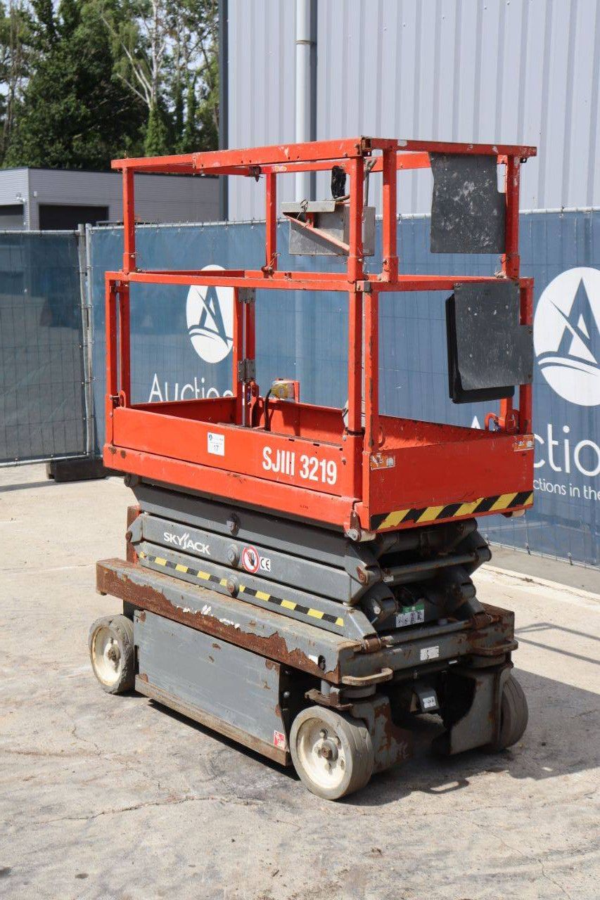 Scherenbühne Skyjack SJIII 3219 Elektro 7,62m 2016