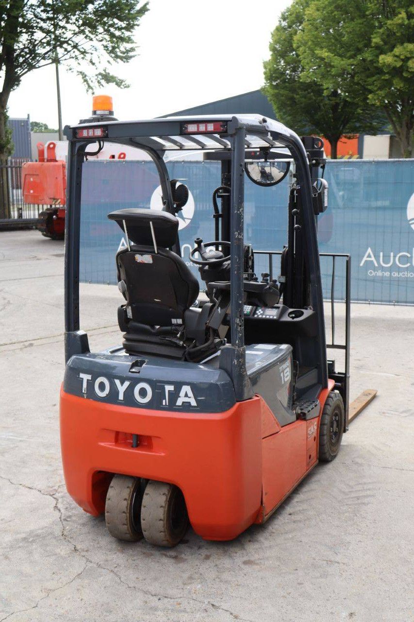 Toyota 8FBEK18T Electric Forklift 1800kg 3.0m 2016
