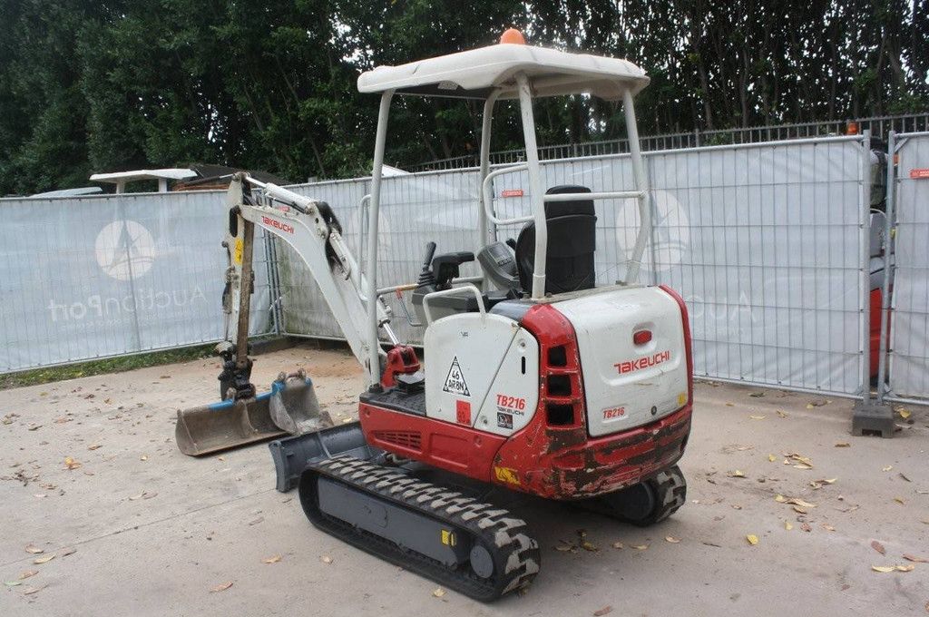 Mini excavator Takeuchi TB216 Diesel 11.5kW 2017