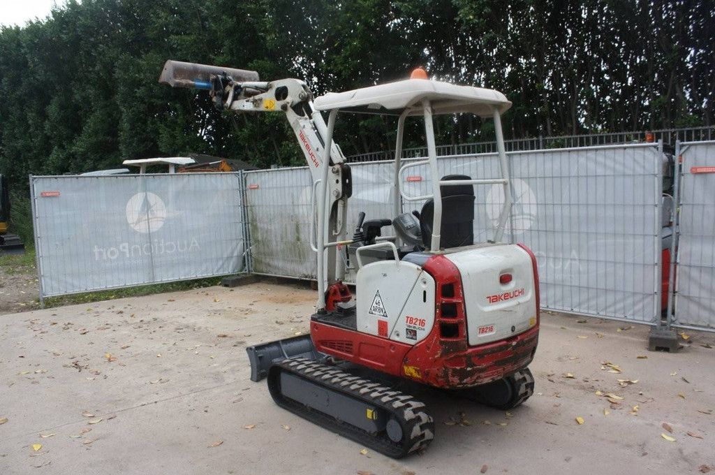 Mini excavator Takeuchi TB216 Diesel 11.5kW 2017