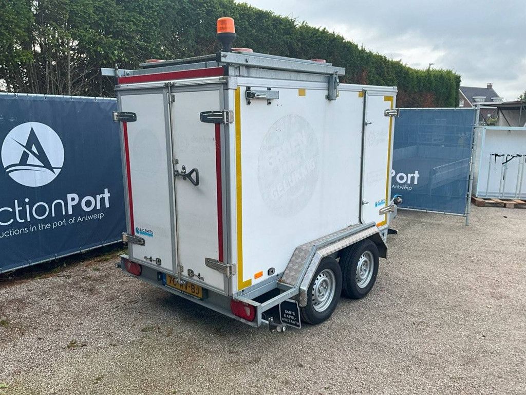 Gesloten aanhangwagen Hoka TA02