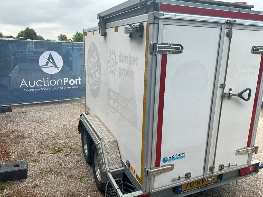 Gesloten aanhangwagen Hoka TA02