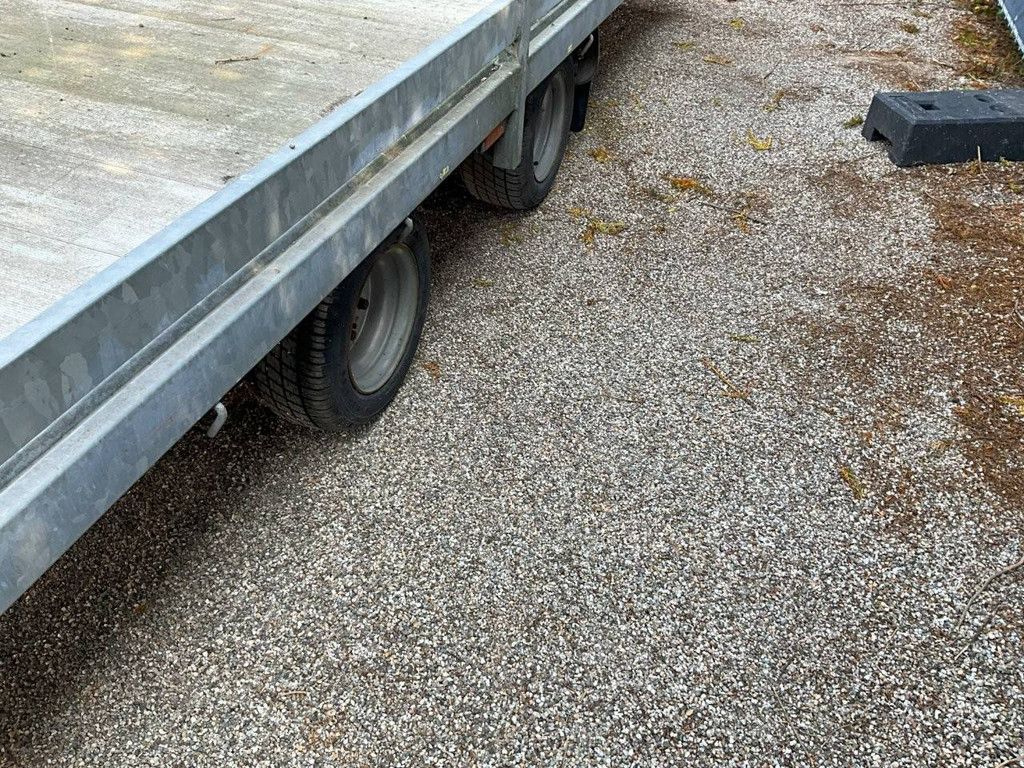 Covered wagon Pijnappel PTA3000 2013