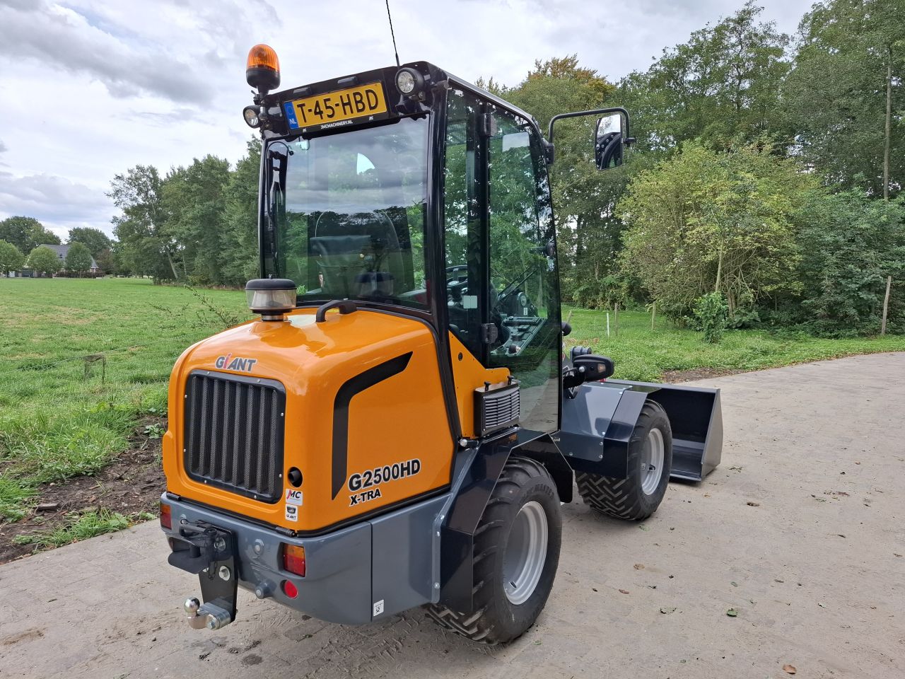 Giant G2500HD X-tra | Stage V | bj 2024 | 9 uur DEMO