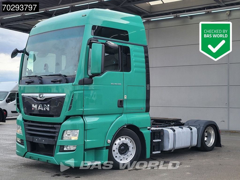 MAN TGX 18.500 4X2 Mega XXL Retarder 2xTanks ACC Euro 6