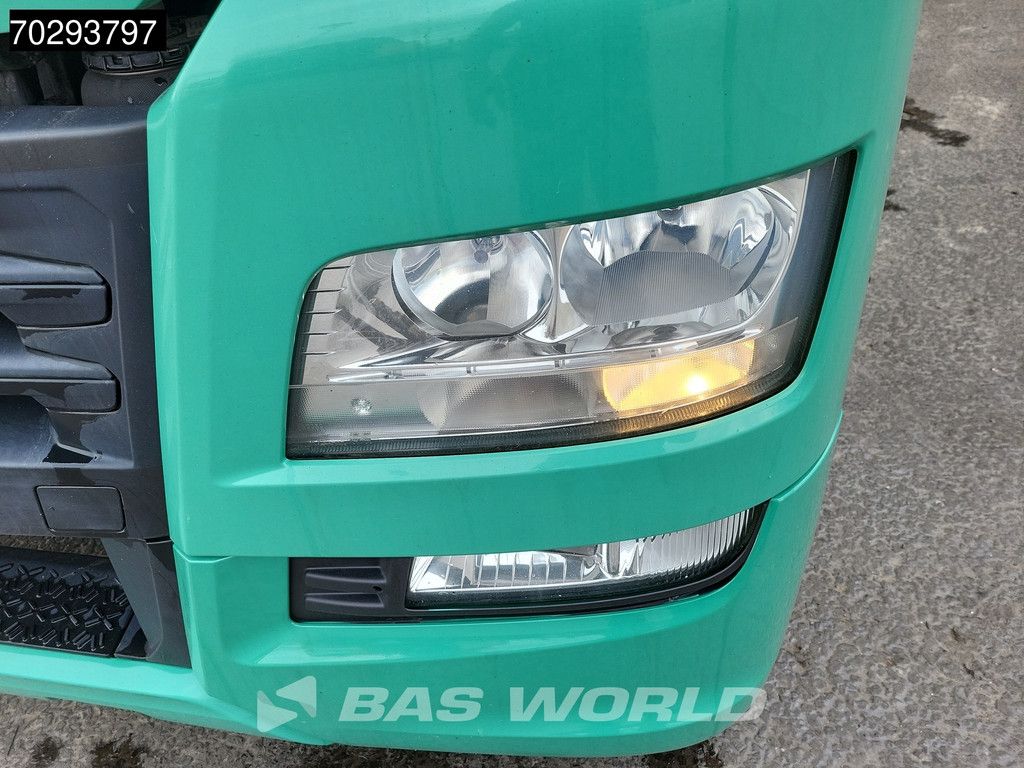 MAN TGX 18.500 4X2 Mega XXL Retarder 2xTanks ACC Euro 6