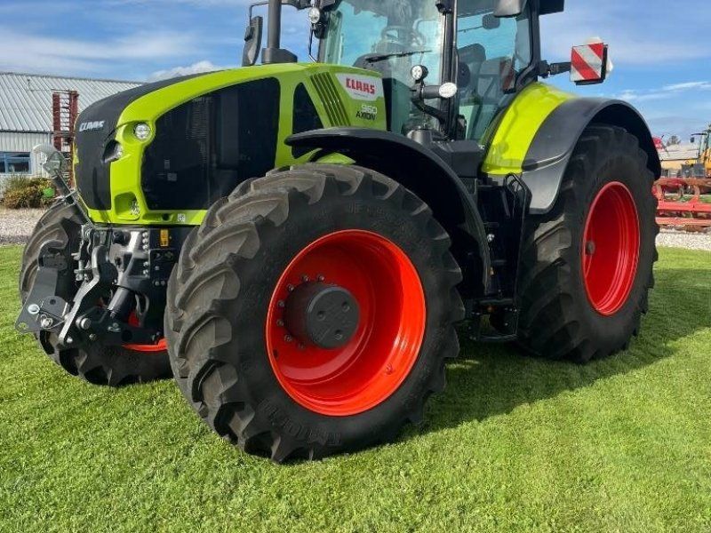 Claas Axion 960