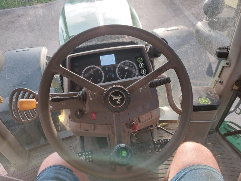 John Deere 6125 M