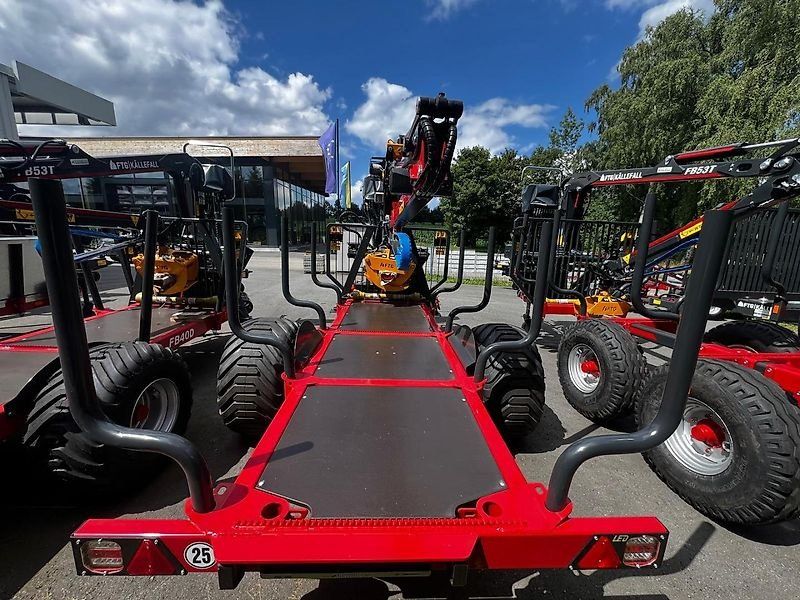 Källefall Rückewagen FTG Källefall FB50D+FB63TS Kran