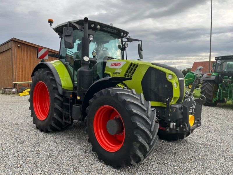 Claas Arion 660