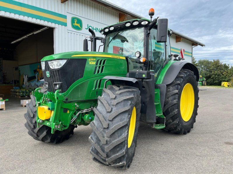 John Deere 6215R